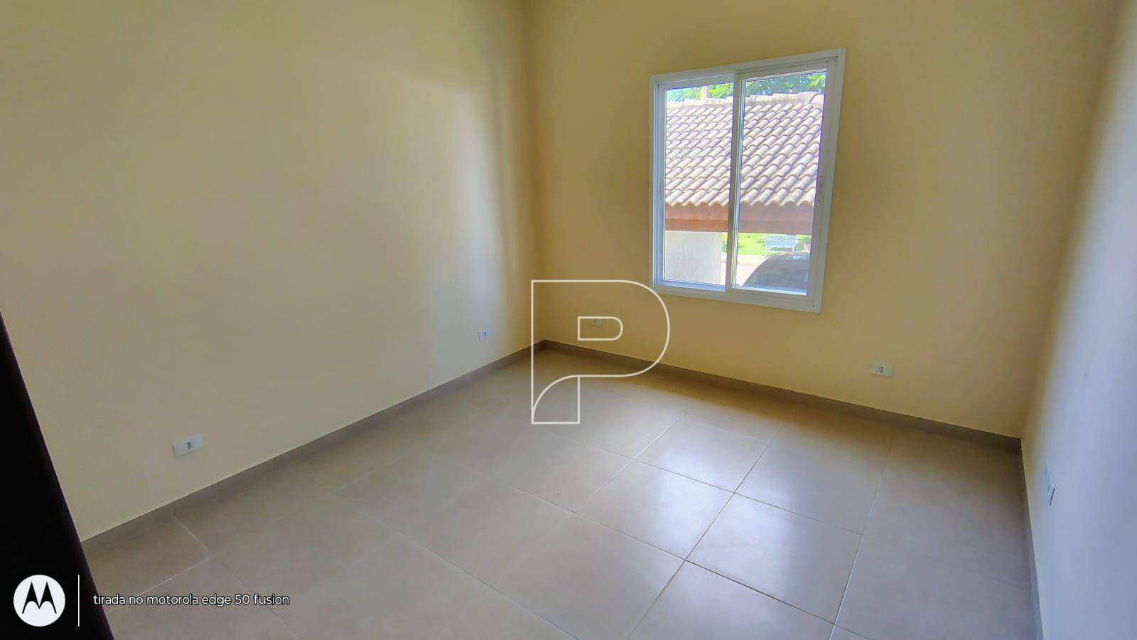 Casa de Condomínio para alugar com 3 quartos, 180m² - Foto 17