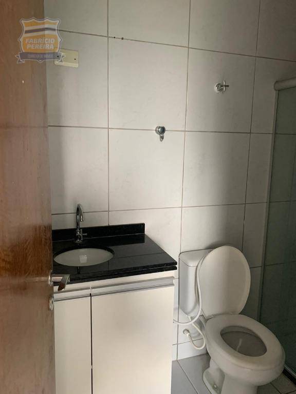 Apartamento à venda com 2 quartos, 76m² - Foto 11