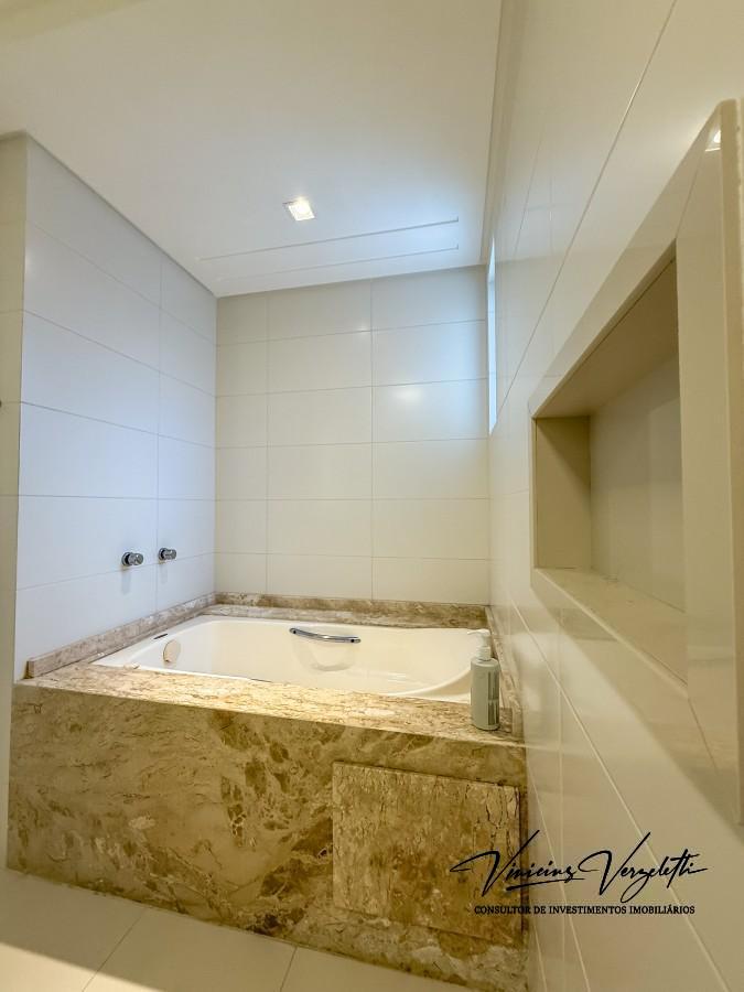 Apartamento para alugar com 3 quartos, 140m² - Foto 30