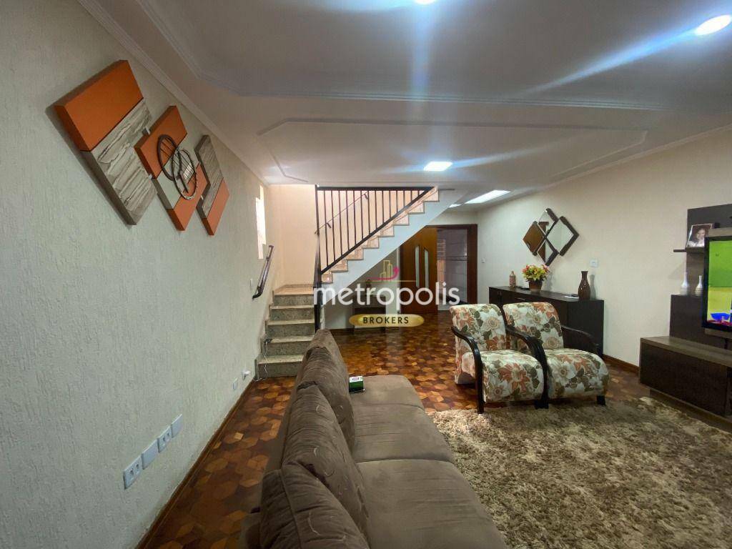 Sobrado à venda com 3 quartos, 240m² - Foto 4