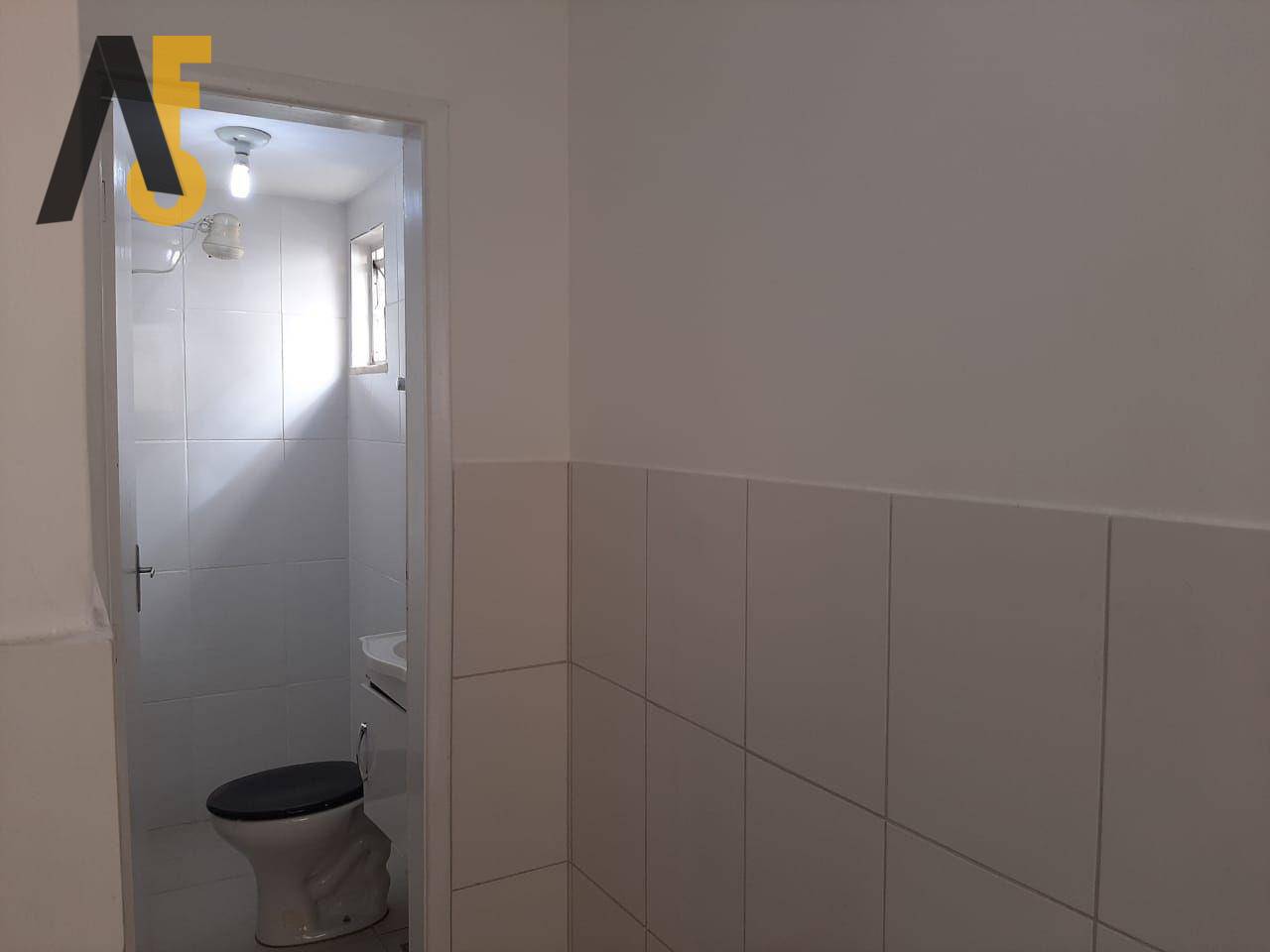 Apartamento à venda com 2 quartos, 69m² - Foto 2