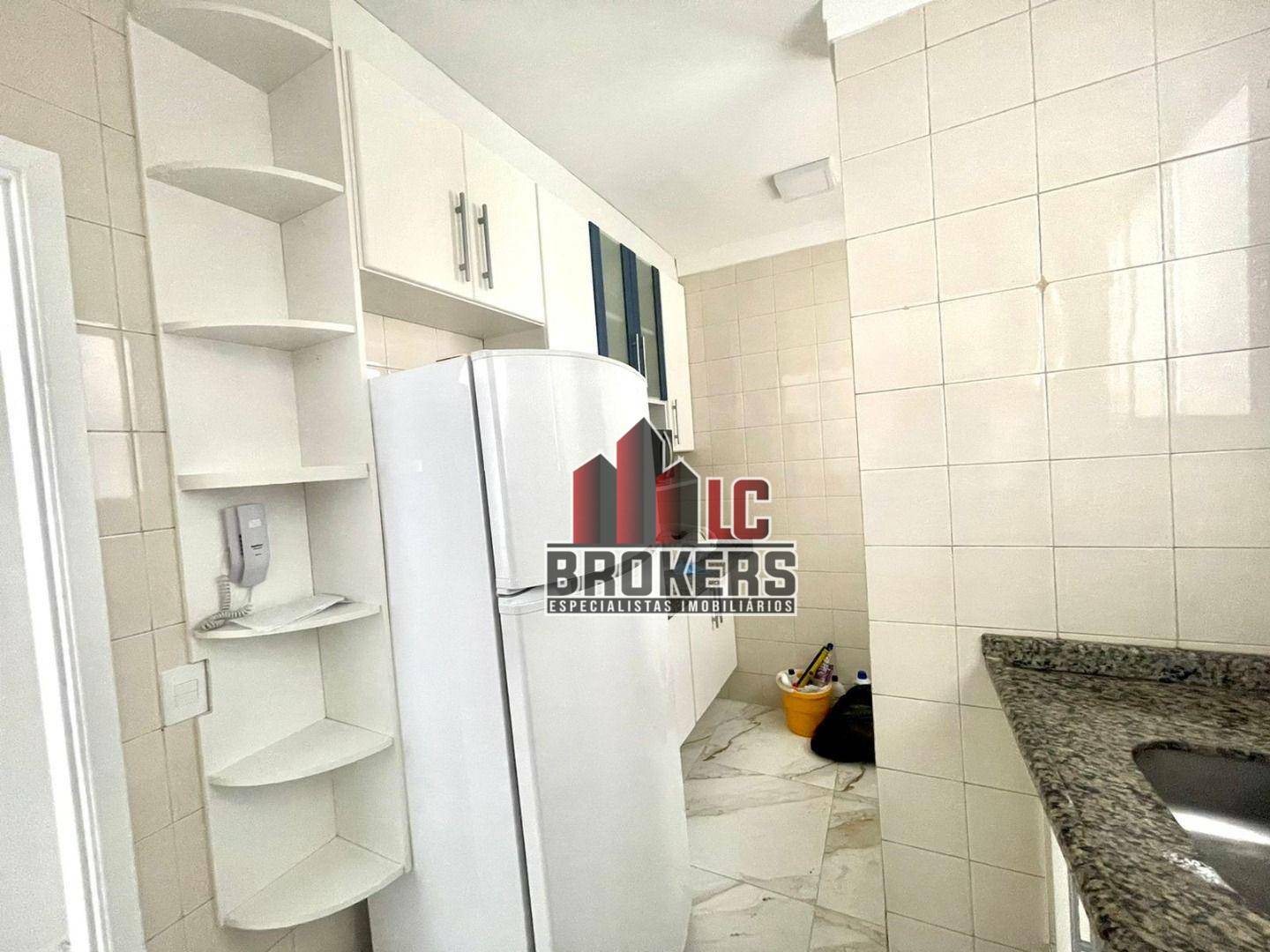 Apartamento para alugar com 3 quartos, 60m² - Foto 7