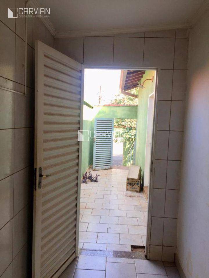 Casa à venda com 2 quartos, 70m² - Foto 26
