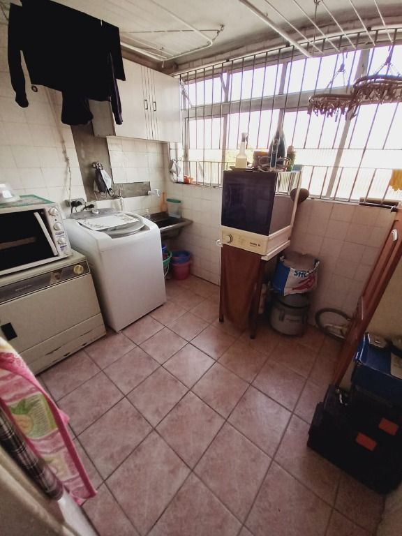 Apartamento à venda com 3 quartos, 74m² - Foto 12