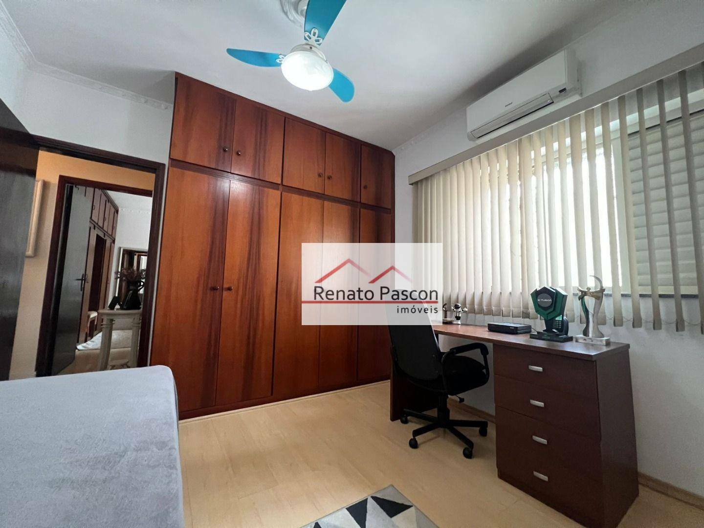 Casa à venda com 3 quartos, 213m² - Foto 6