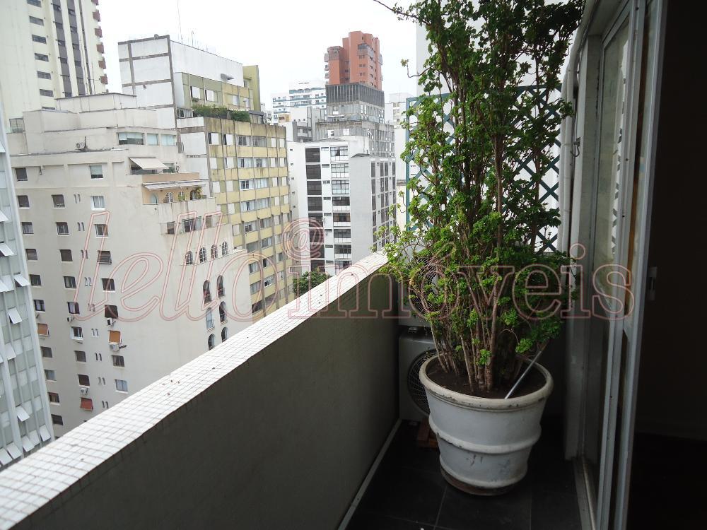 Apartamento para alugar com 3 quartos, 120m² - Foto 12