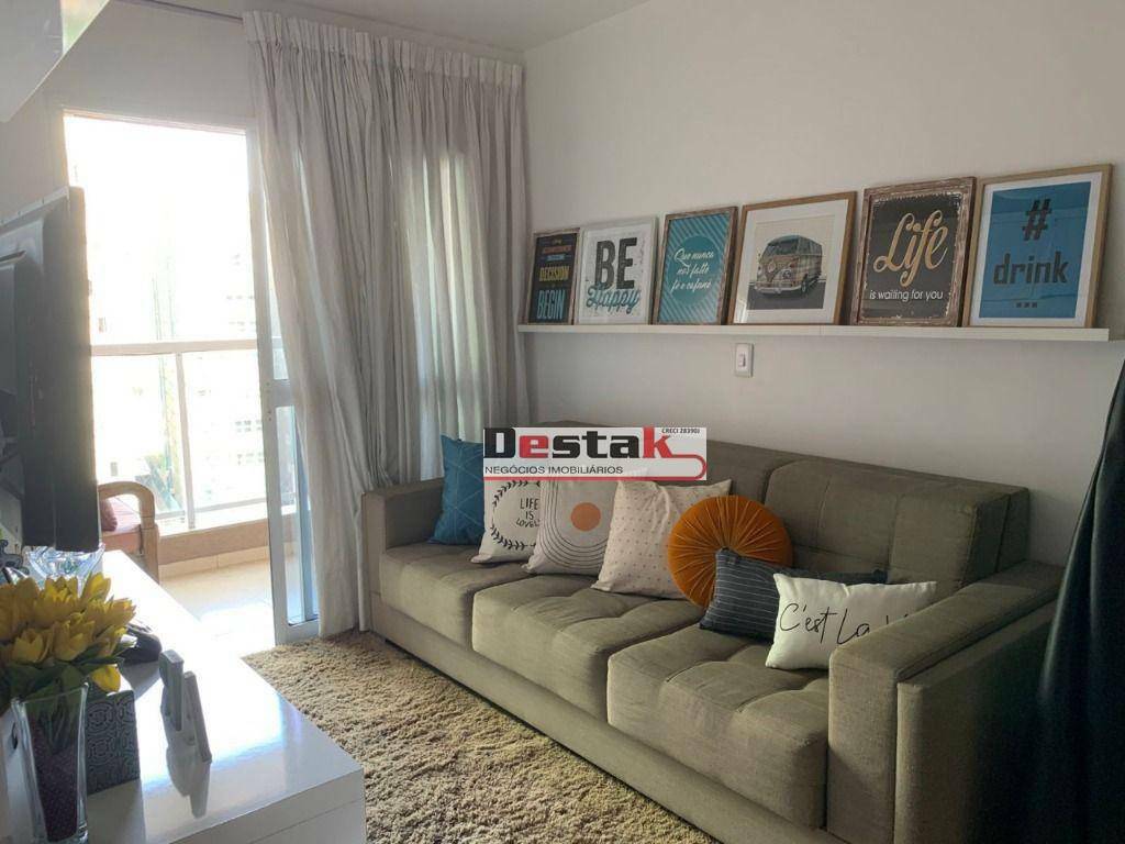 Apartamento à venda com 2 quartos, 62m² - Foto 2