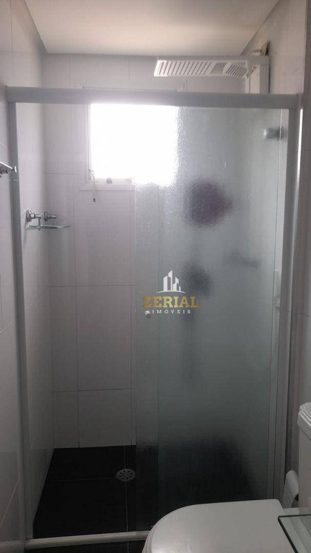 Apartamento para alugar com 2 quartos, 64m² - Foto 17