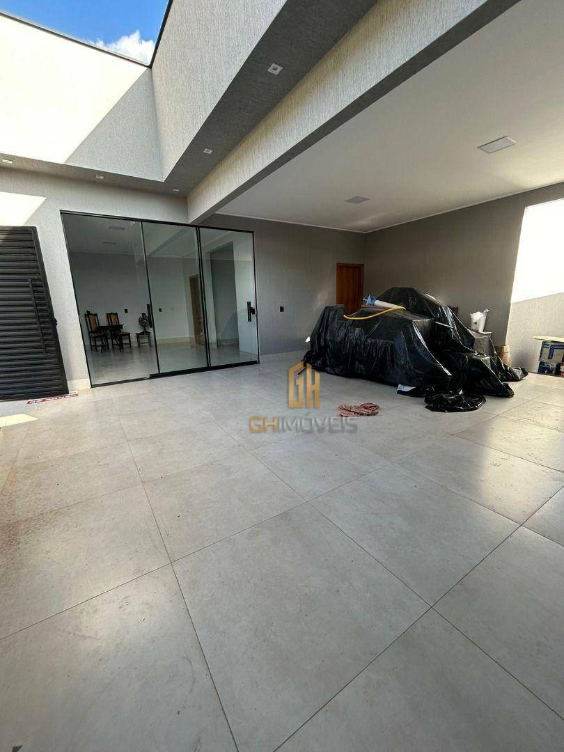 Casa à venda com 3 quartos, 143m² - Foto 3
