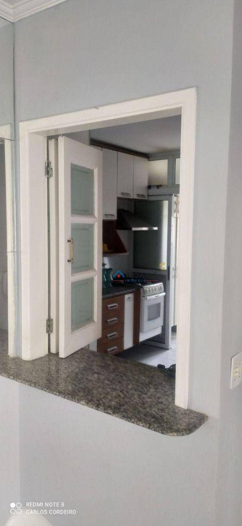 Apartamento à venda com 3 quartos, 65m² - Foto 2