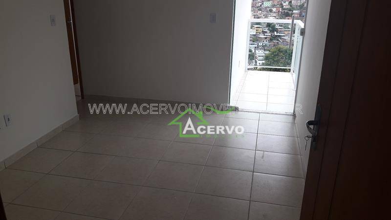 Cobertura à venda com 2 quartos, 104m² - Foto 2