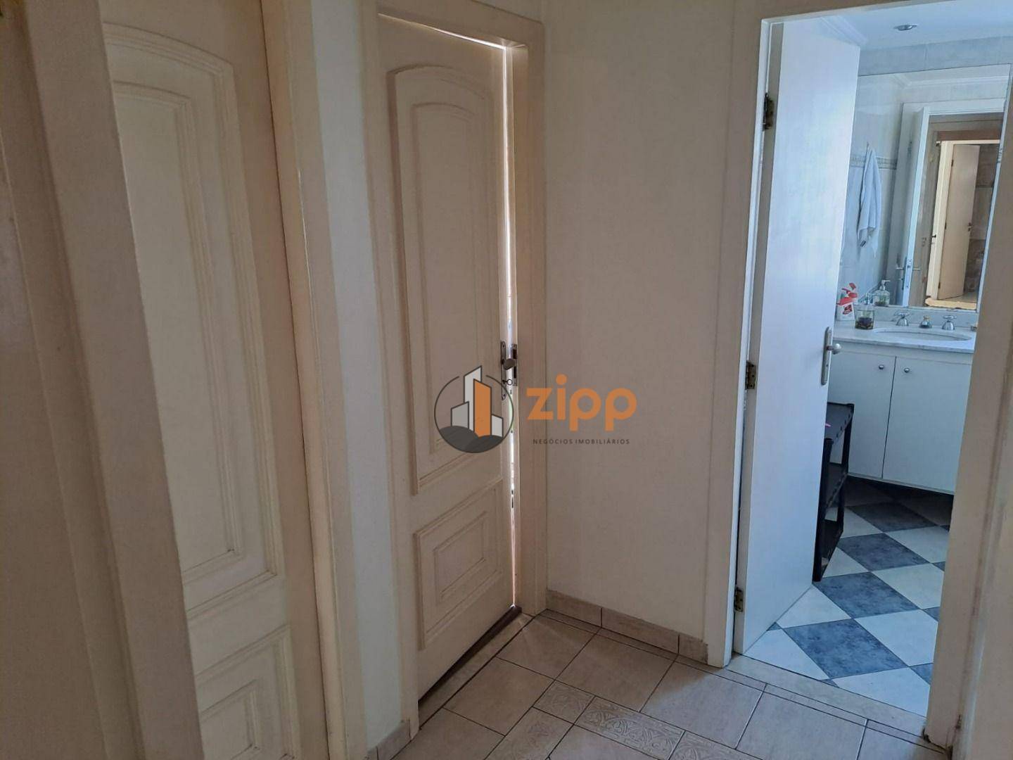 Apartamento à venda com 3 quartos, 115m² - Foto 5