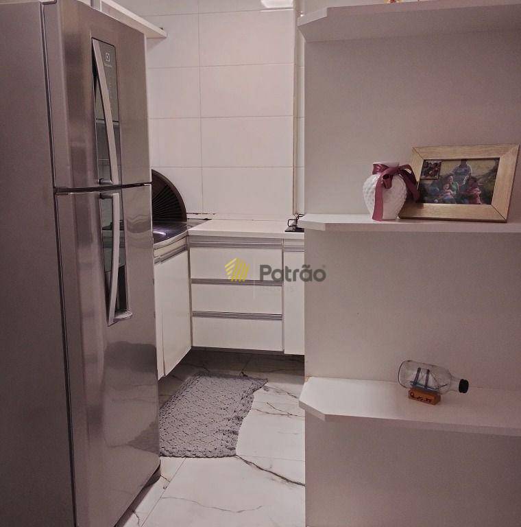 Apartamento à venda com 2 quartos, 65m² - Foto 5