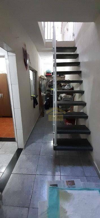 Sobrado à venda com 5 quartos, 210m² - Foto 15