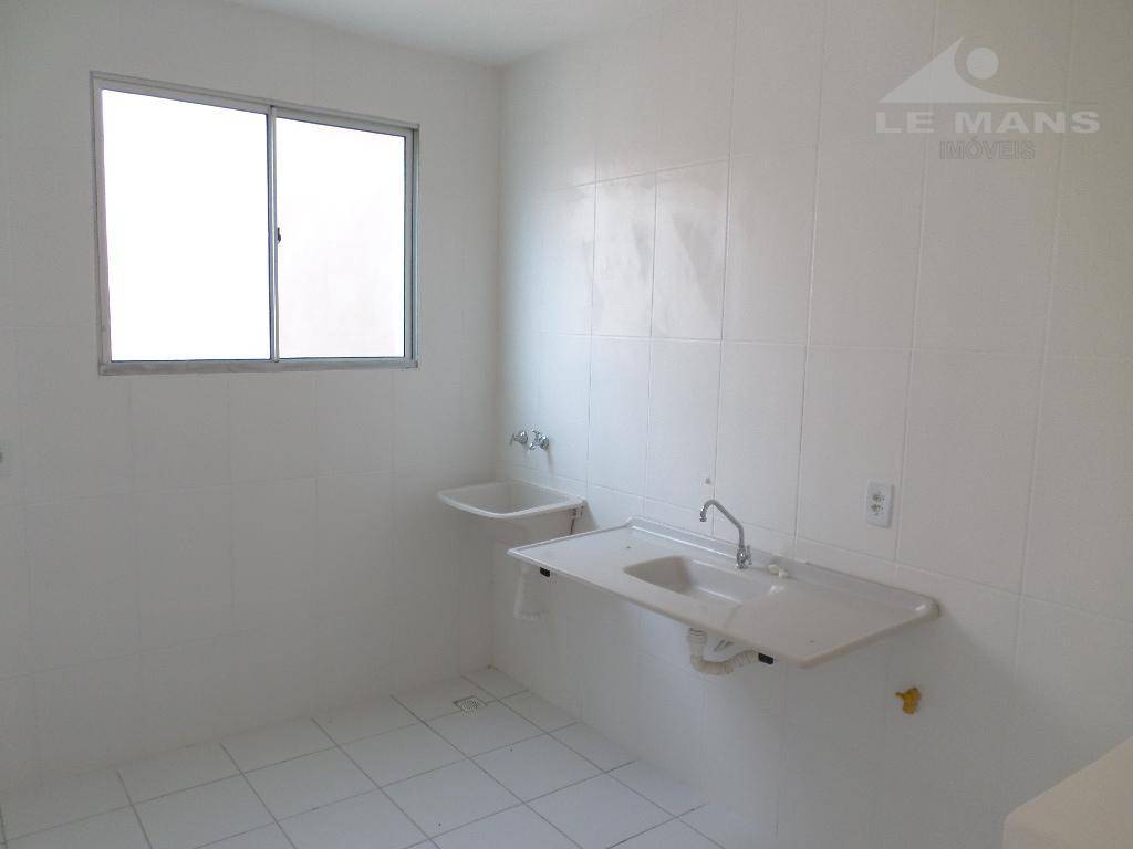 Apartamento para alugar com 2 quartos, 49m² - Foto 3