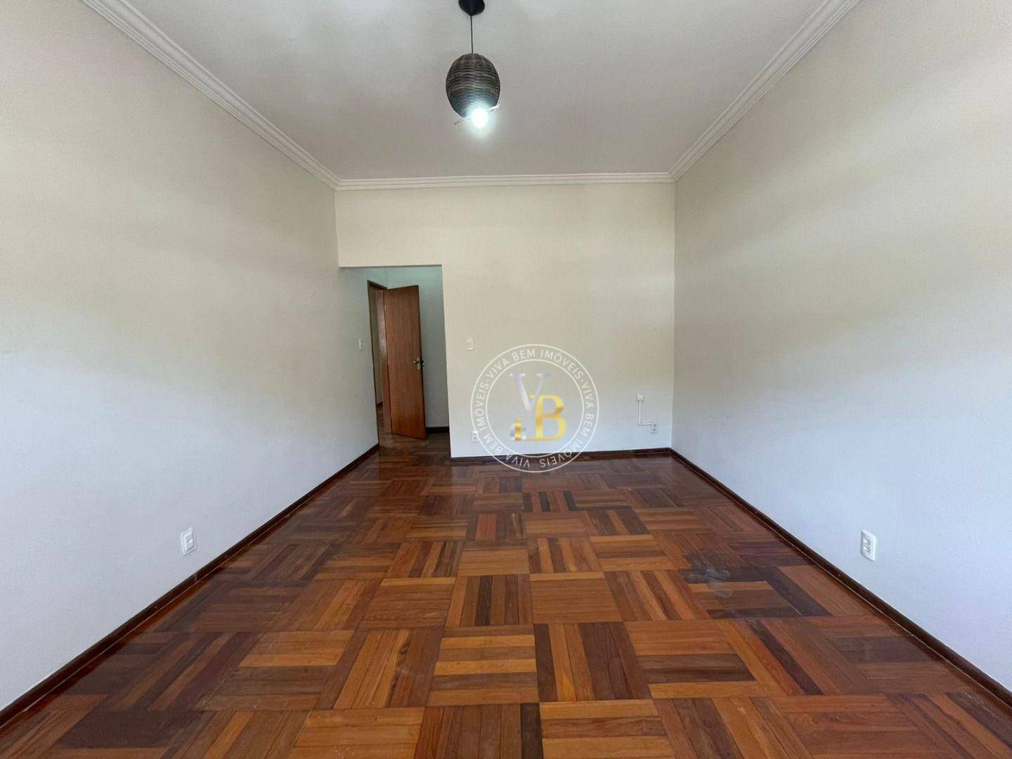 Casa à venda com 3 quartos, 360m² - Foto 15