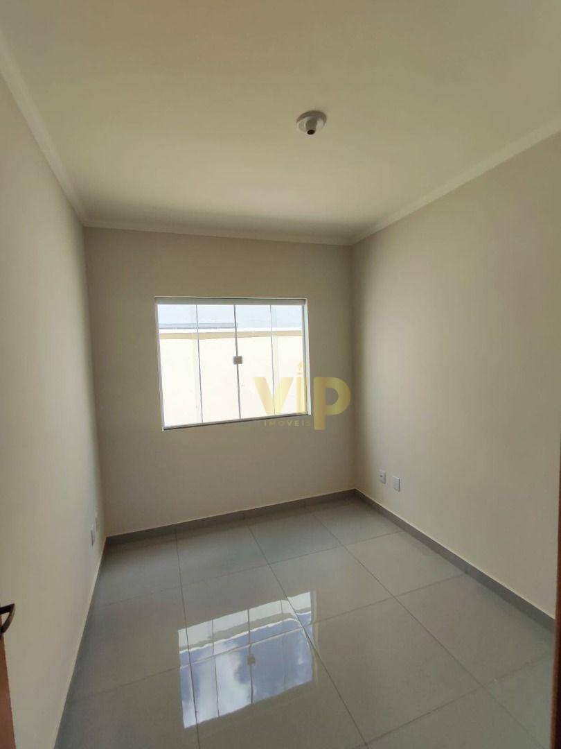 Casa à venda com 3 quartos, 88m² - Foto 11