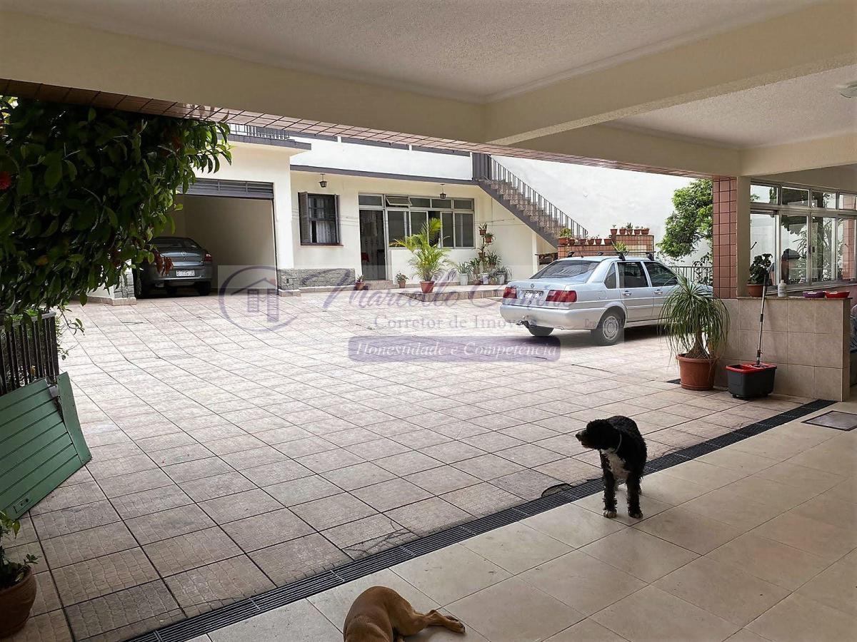 Sobrado à venda com 3 quartos, 580m² - Foto 1