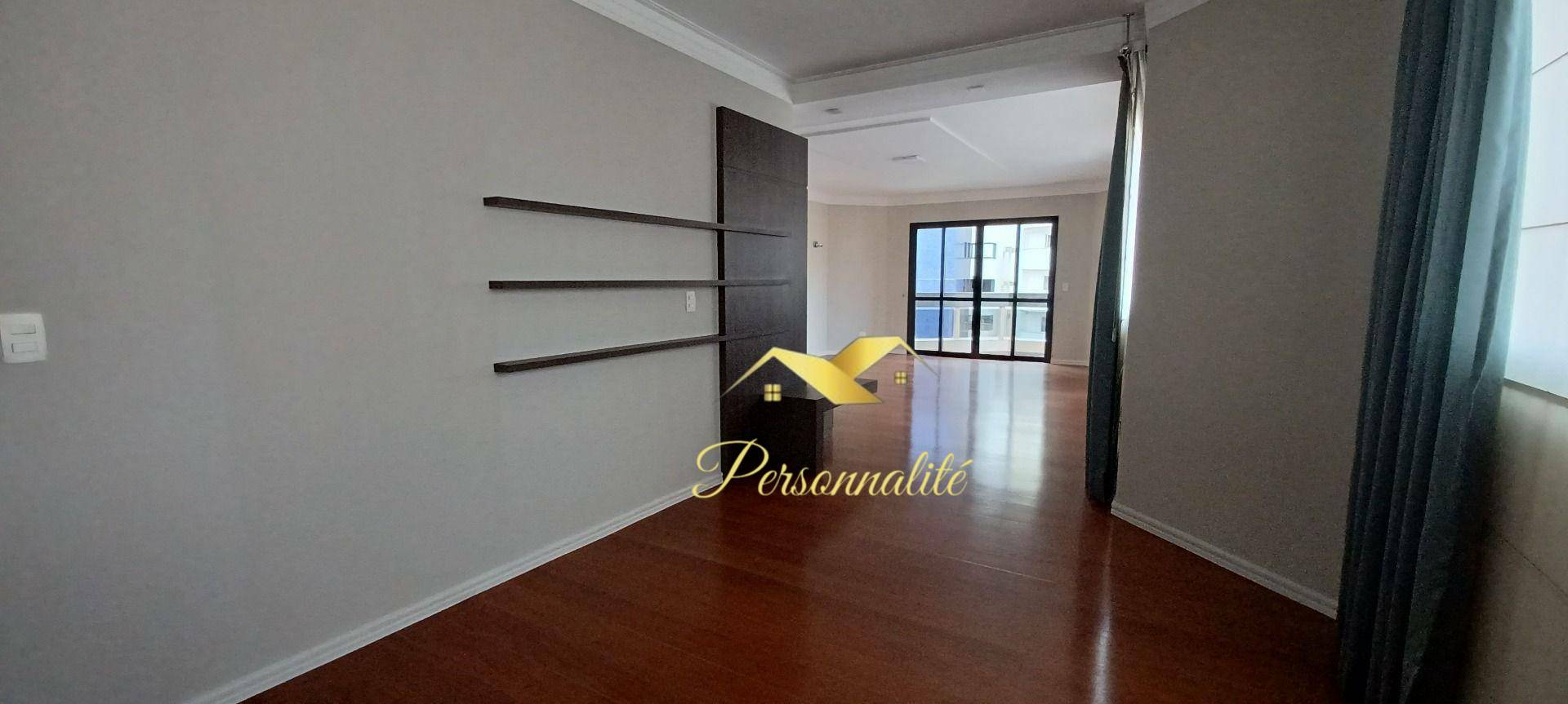 Apartamento à venda com 4 quartos, 250m² - Foto 3