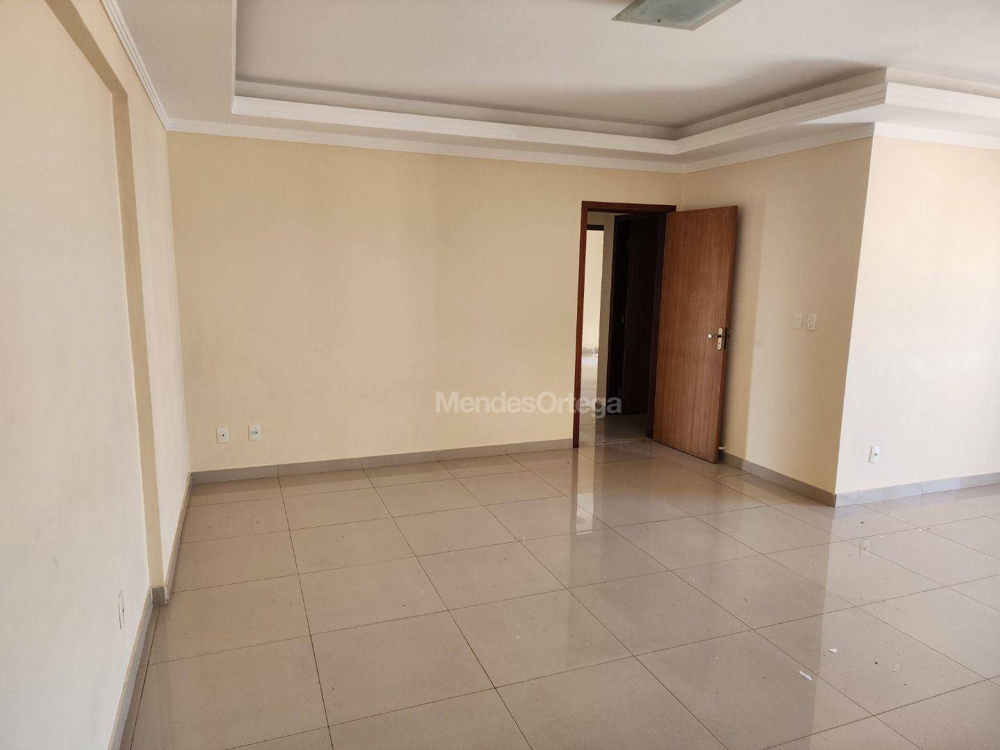 Apartamento para alugar com 3 quartos, 110m² - Foto 9