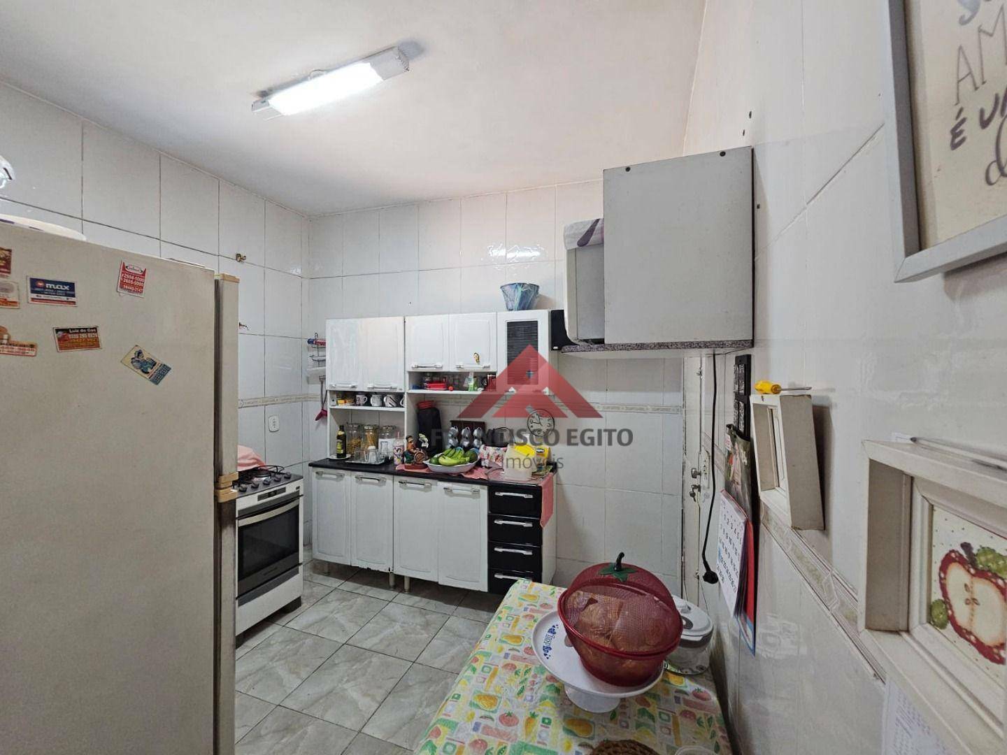 Casa à venda com 2 quartos, 80m² - Foto 17