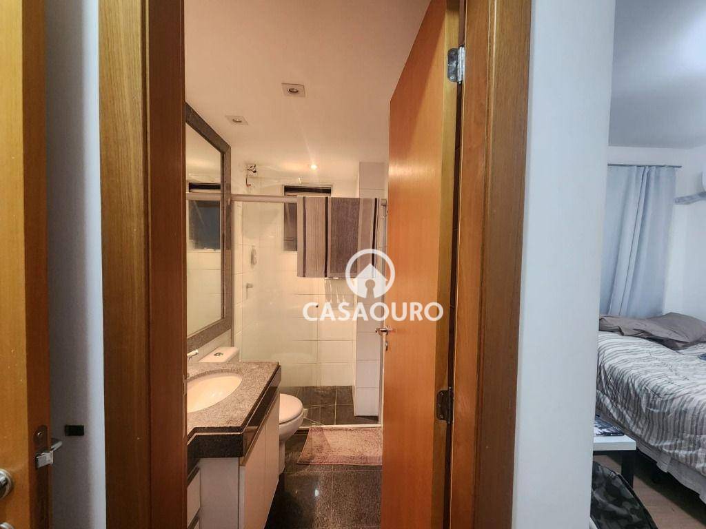 Apartamento à venda com 2 quartos, 69m² - Foto 5