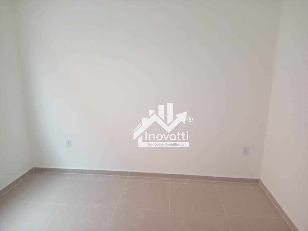 Casa à venda com 2 quartos, 76m² - Foto 13