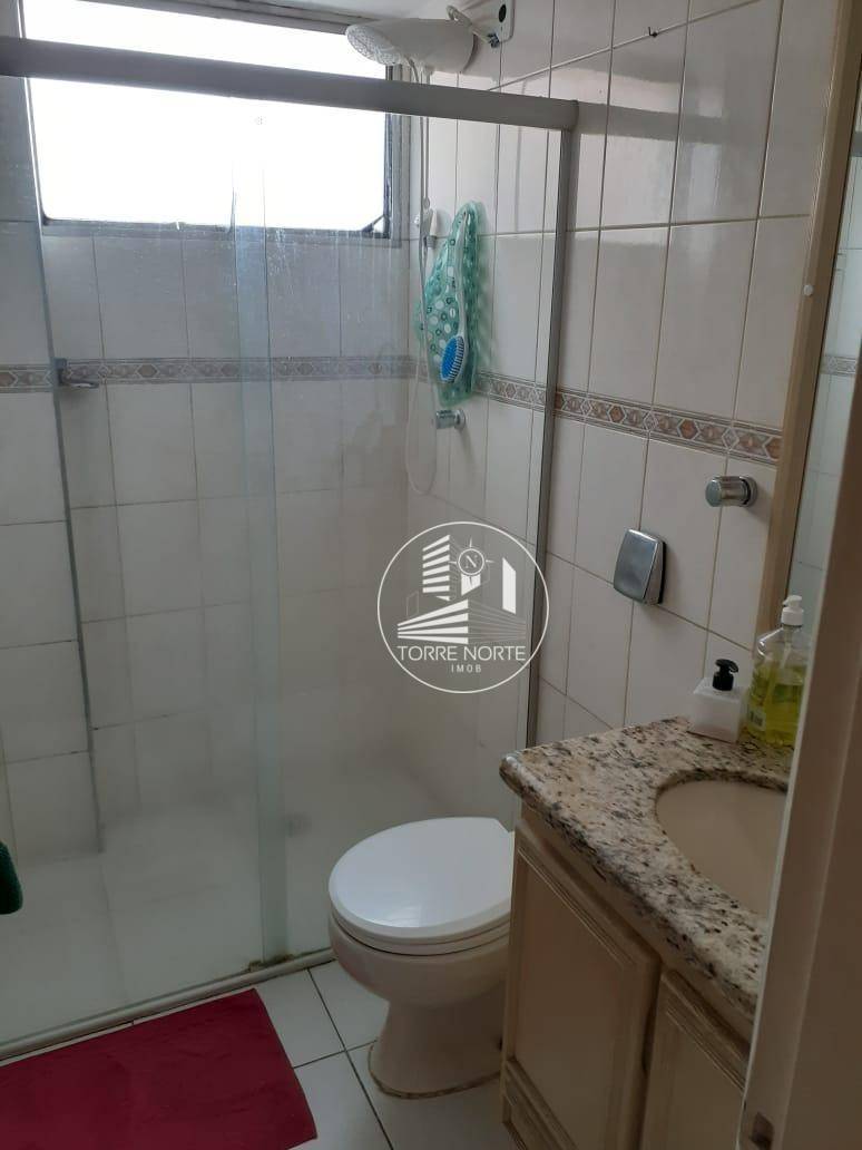 Apartamento à venda com 2 quartos, 70m² - Foto 8