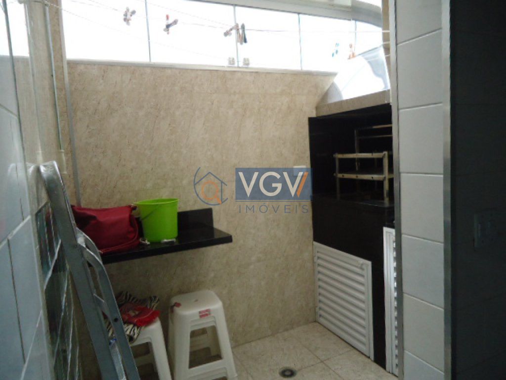 Casa de Condomínio à venda com 3 quartos, 230m² - Foto 8