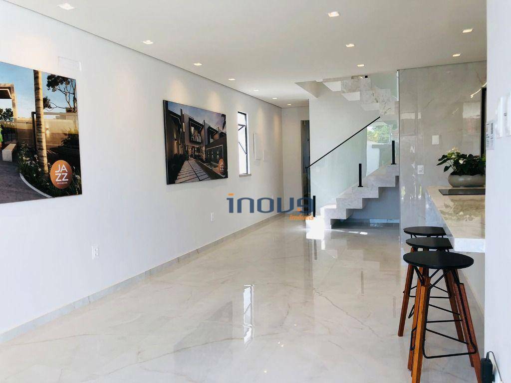 Casa à venda com 4 quartos, 144m² - Foto 27