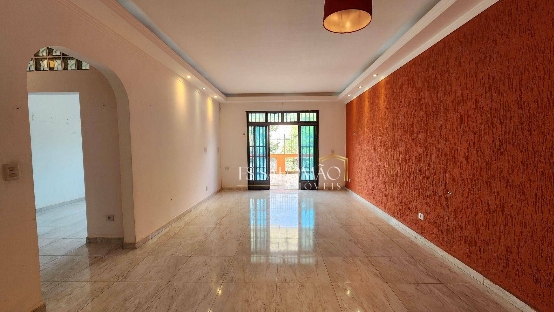 Casa à venda com 3 quartos, 200m² - Foto 19