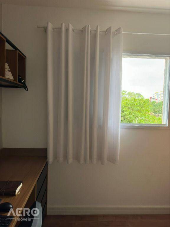 Apartamento à venda com 2 quartos, 55m² - Foto 3