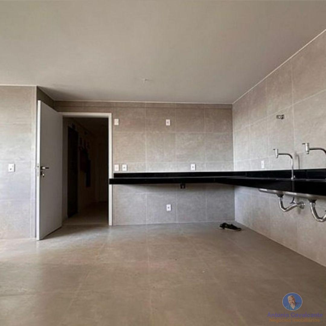 Apartamento à venda com 4 quartos, 227m² - Foto 6