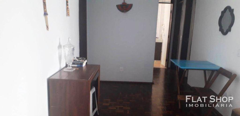 Apartamento à venda com 2 quartos, 80m² - Foto 2