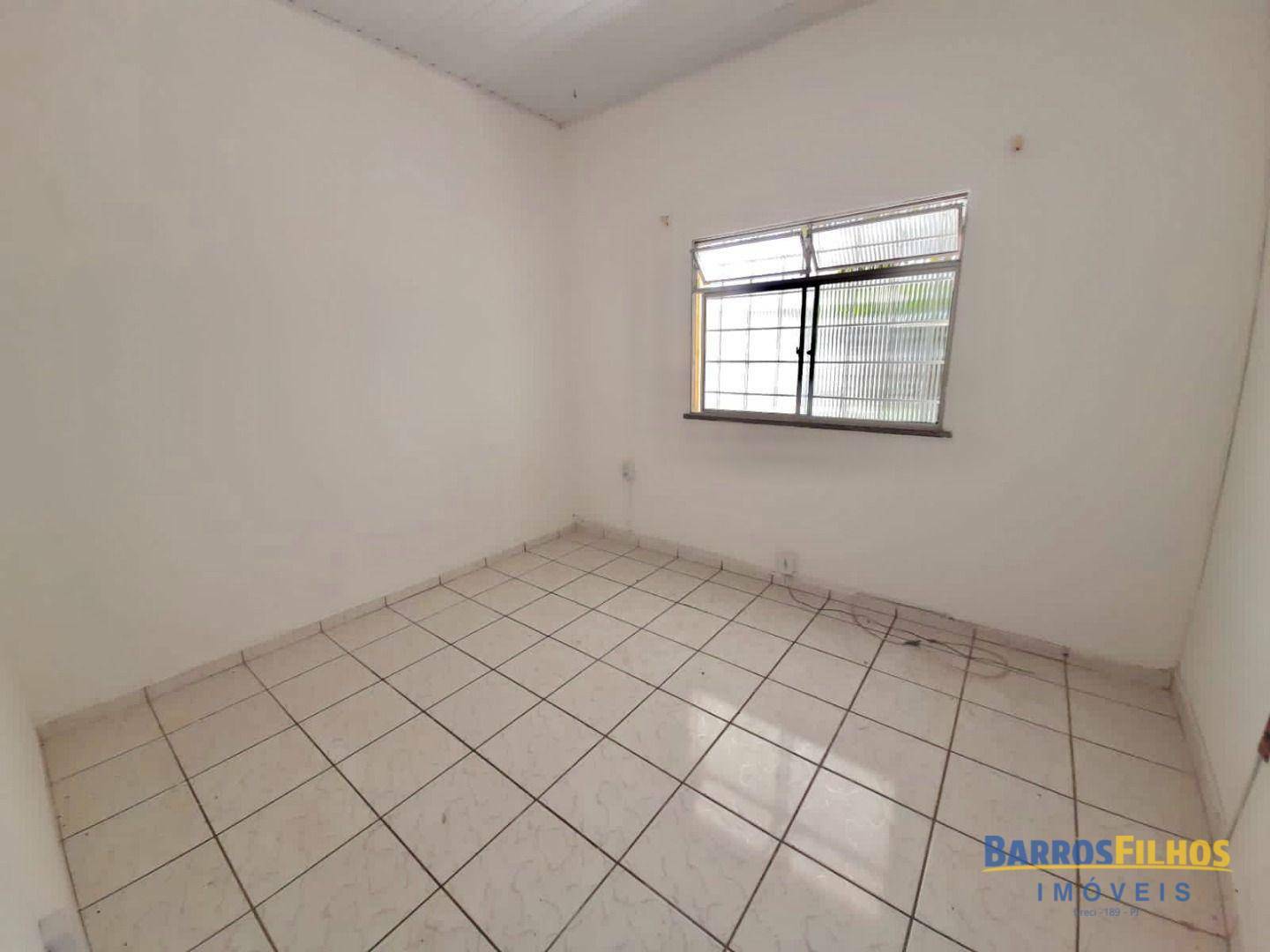 Casa para alugar com 3 quartos, 100m² - Foto 8