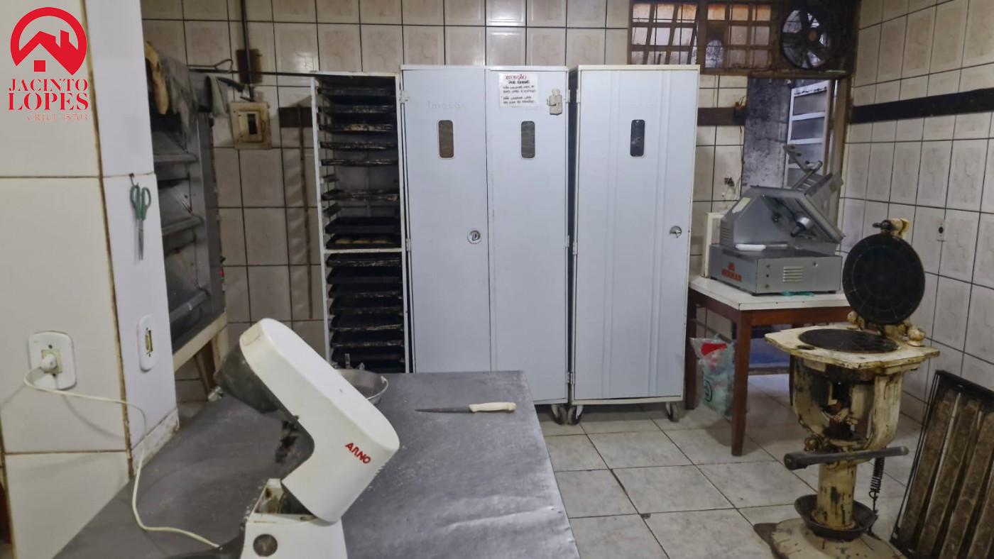 Loja-Salão à venda com 3 quartos, 320m² - Foto 12