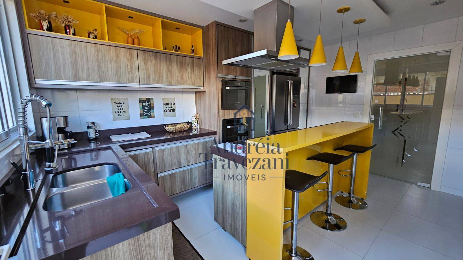 Casa de Condomínio à venda com 4 quartos, 302m² - Foto 10