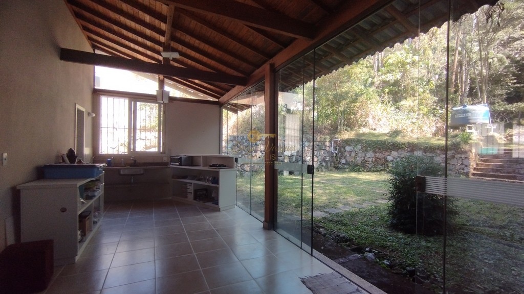 Casa à venda com 4 quartos, 1650m² - Foto 14