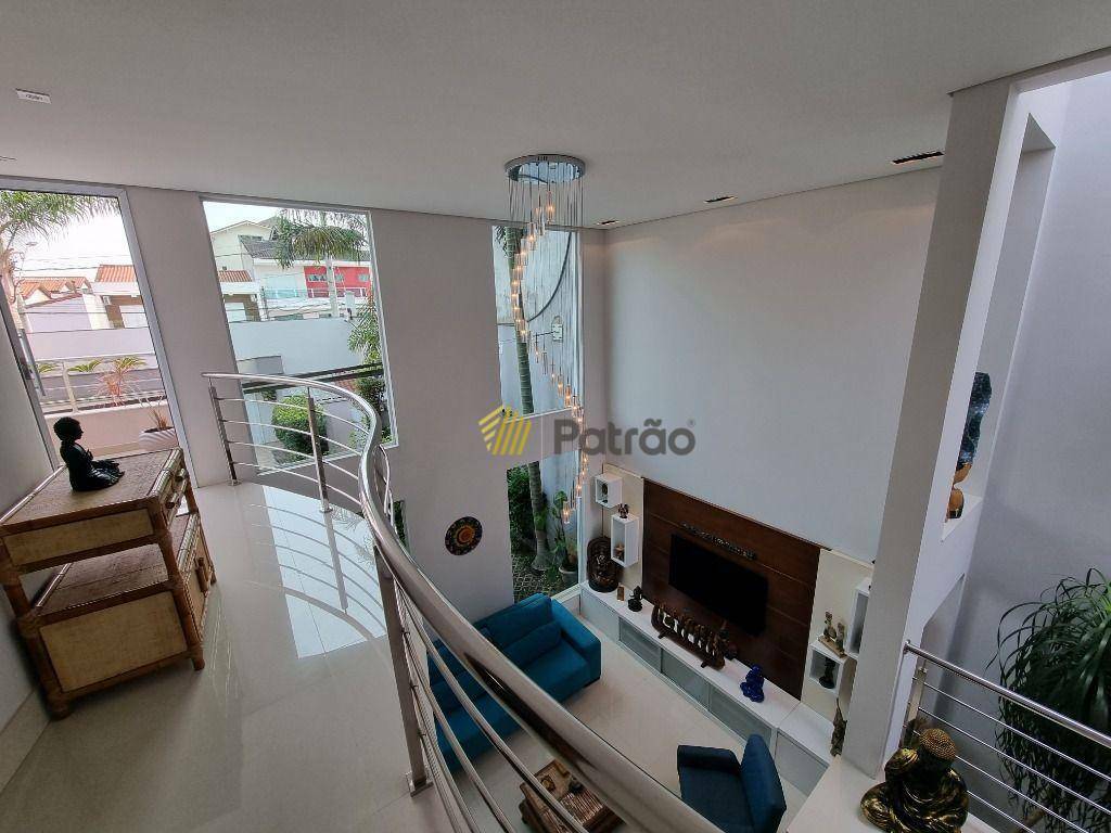 Sobrado à venda com 4 quartos, 381m² - Foto 29