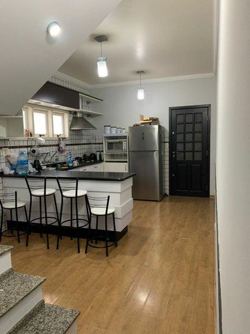 Sobrado à venda com 4 quartos, 189m² - Foto 2