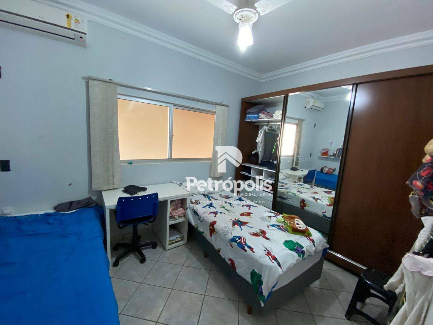 Casa à venda com 3 quartos, 160m² - Foto 11