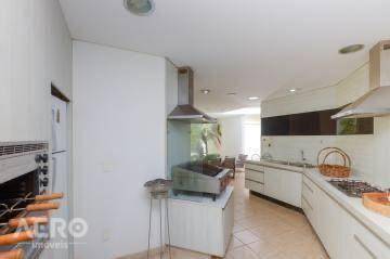 Casa à venda com 4 quartos, 320m² - Foto 2