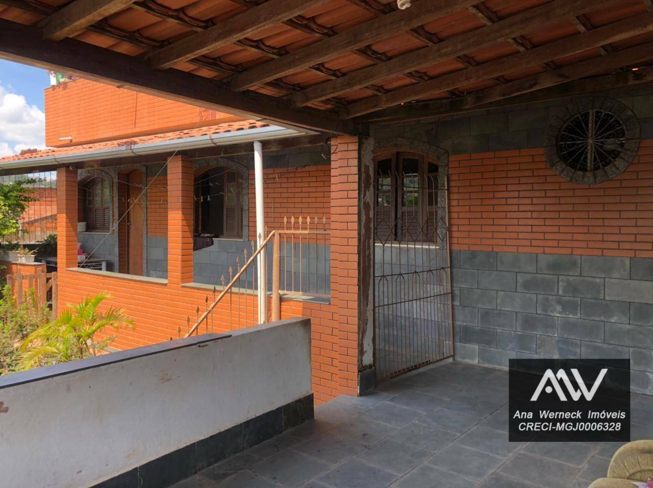 Casa à venda com 9 quartos, 400m² - Foto 4