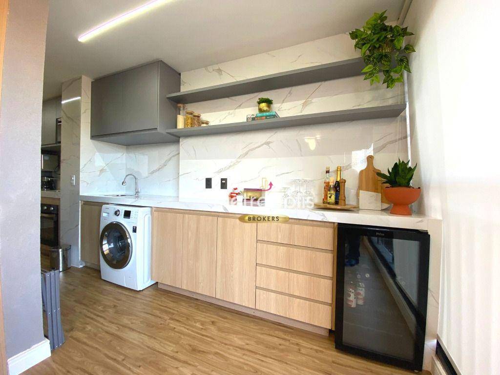 Apartamento à venda com 2 quartos, 61m² - Foto 9