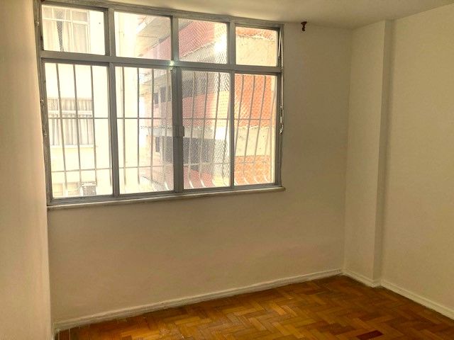 Apartamento à venda com 3 quartos, 97m² - Foto 19