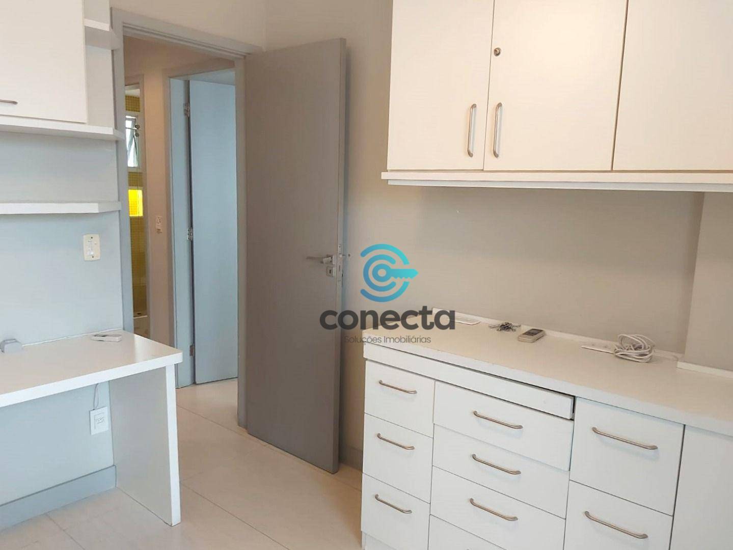 Apartamento à venda com 3 quartos, 157m² - Foto 12