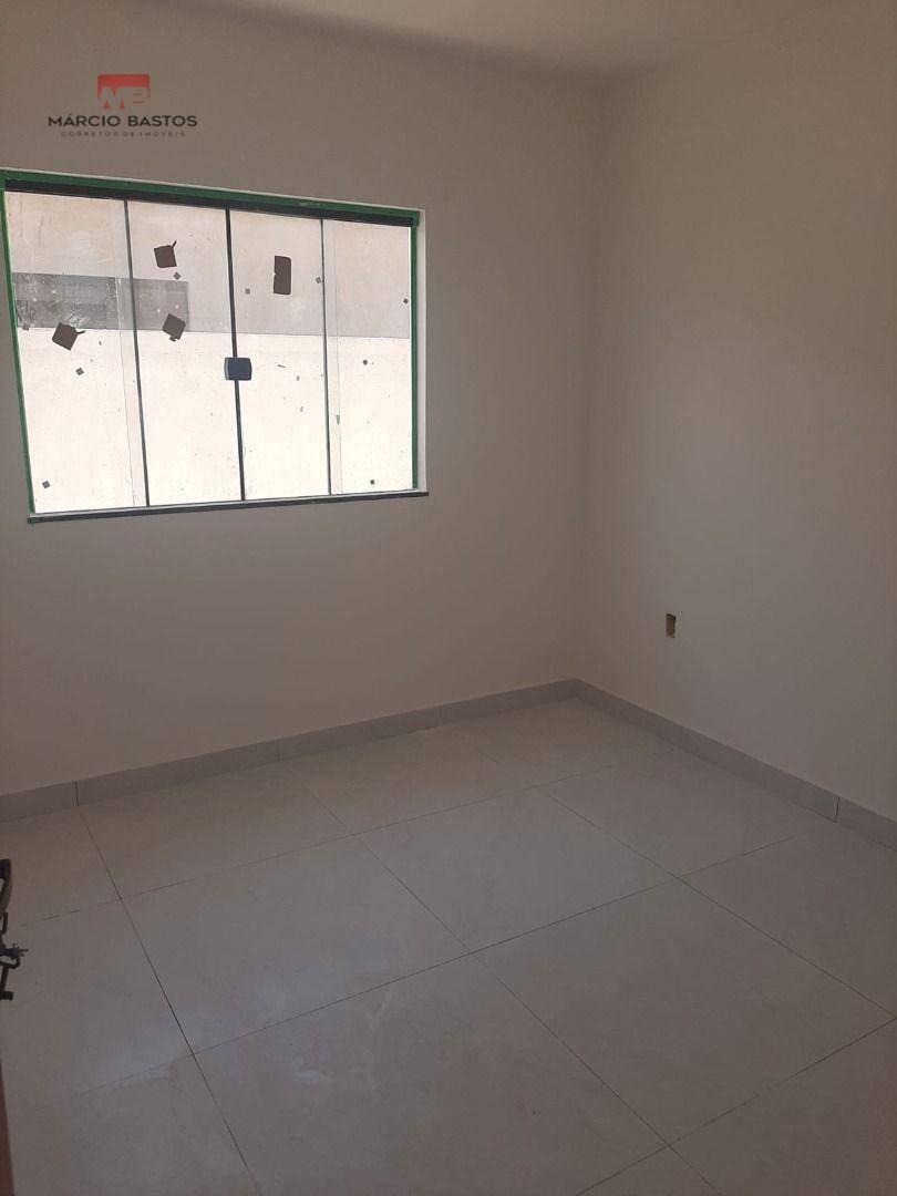 Casa à venda com 3 quartos, 108m² - Foto 10