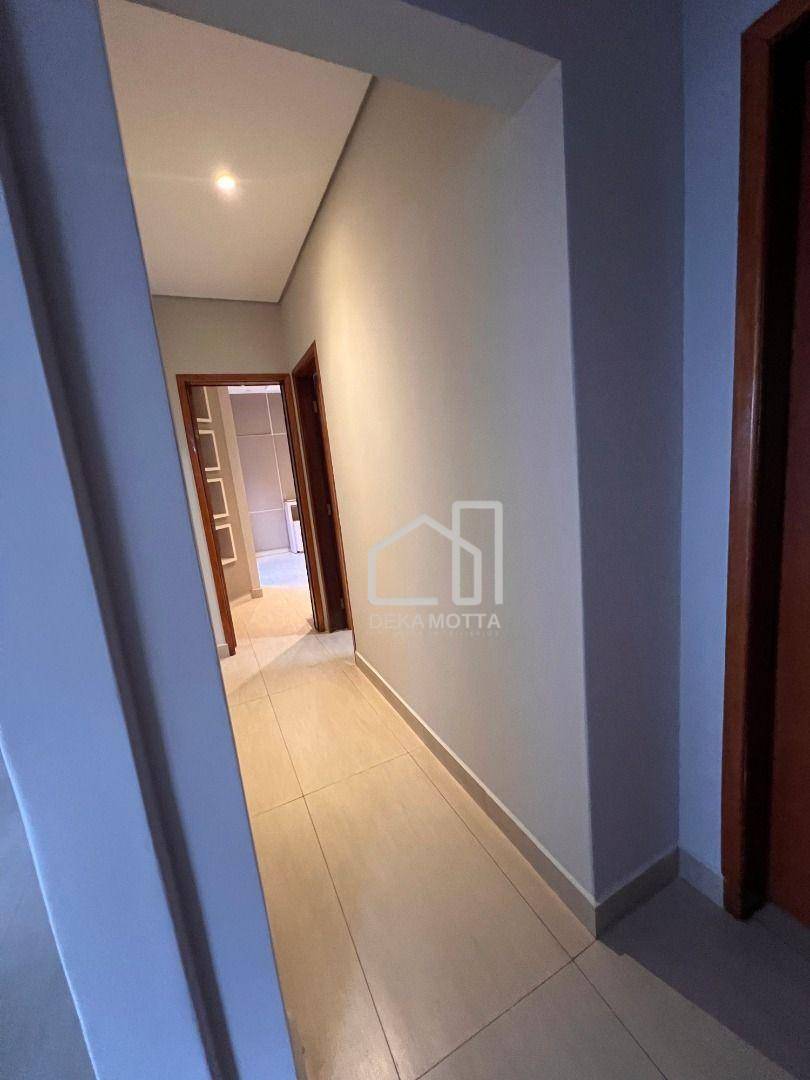 Casa à venda com 3 quartos, 240m² - Foto 46