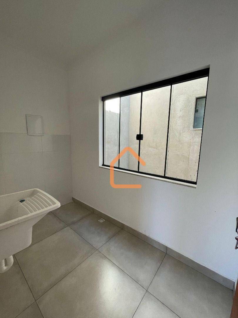 Casa à venda com 3 quartos, 99m² - Foto 9