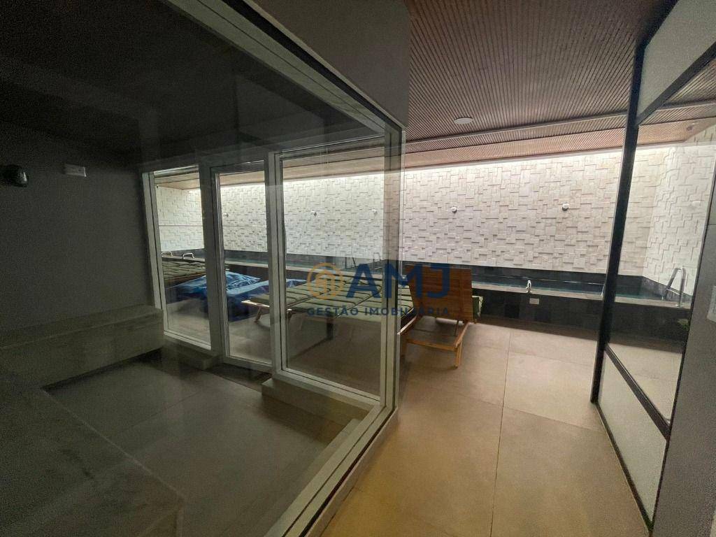 Apartamento à venda com 3 quartos, 244m² - Foto 19